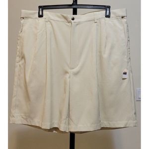Haggar Men's Beige Striped Golf  Shorts  Made in Indonesia Size 42 #977